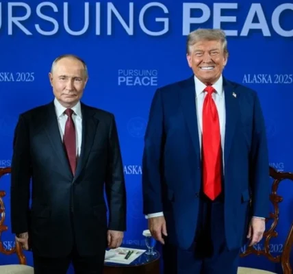 Білий дім опублікував спільне фото Трампа і Путіна