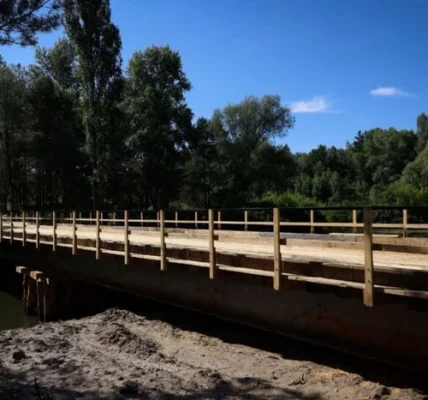 На Київщині закрито проїзд аварійним мостом у Лебедівці