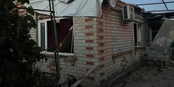 На Запоріжжі внаслідок авіаудару загинув 15-річний хлопець, його родина отримала поранення