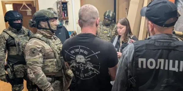Нацполіція проводить понад 150 обшуків у всіх областях України