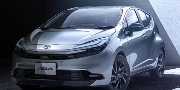 Toyota презентувала оновлений Aqua