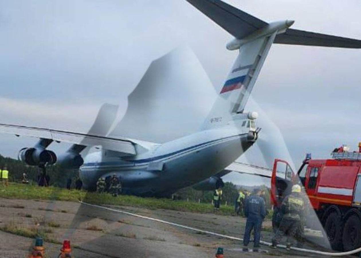 В Росії Іл-76 здійснив аварійну посадку