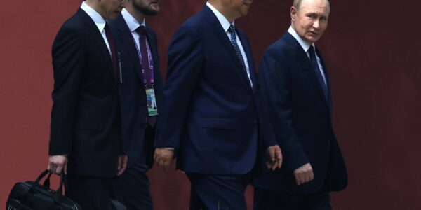Торгівля між РФ та Китаєм обвалилася на 20% - ЗМІ