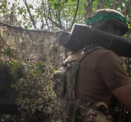 Азов взяв у полон під Добропіллям майже 70 росіян