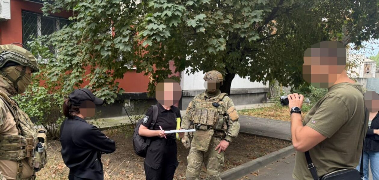 У Дніпрі затримано організаторів виїзду військовозобовʼязаних до Європи