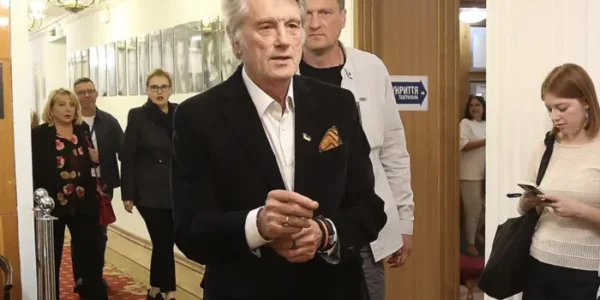 Ющенко відвідав театр Лесі Українки (фото)