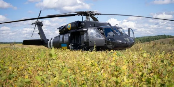 Чеські волонтери придбали для України бойовий вертоліт (фото)