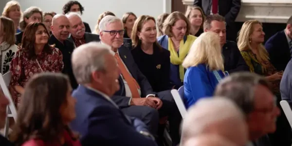 Подружжя Зеленських зустрілося з українською громадою у США