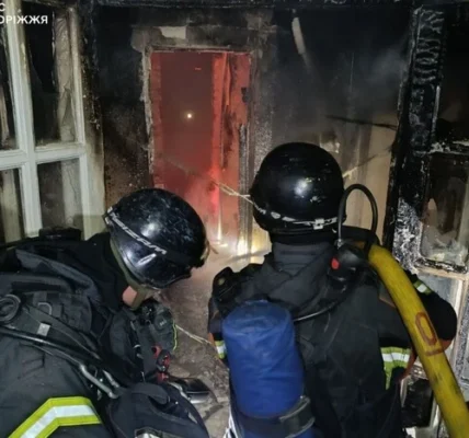 Рятувальники ліквідували пожежі у Запоріжжі після нічної атаки РФ