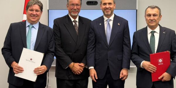 Туреччина підписала угоду на 20 років про постачання газу зі США