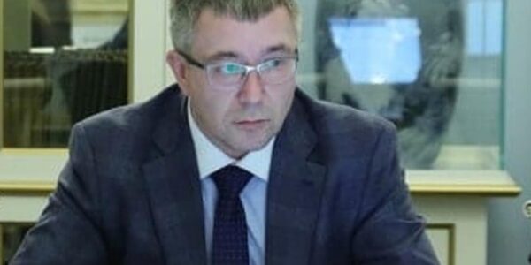 У Москві з вікна готелю випав топчиновник, що втратив посаду