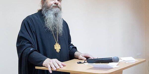 В РПЦ закликали бити дітей, щоби вони "не виростали ідіотами"