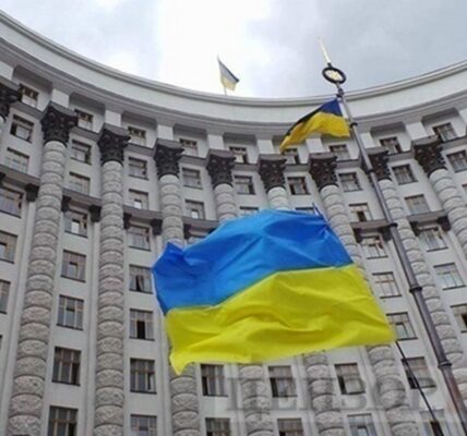 Кабмін схвалив законопроєкт про збільшення видатків на 317 млрд