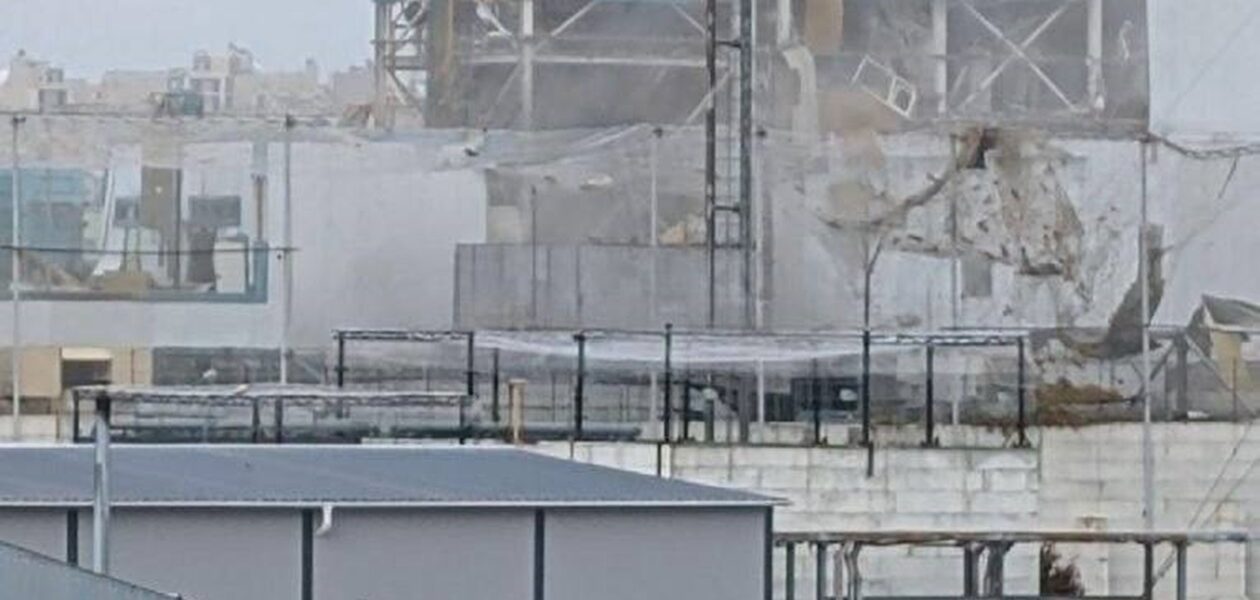 СюжетБез тепла і світла. Удари "у відповідь" по Росії