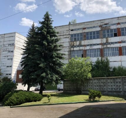 Рівненський радіозавод продали на "голландському аукціоні"