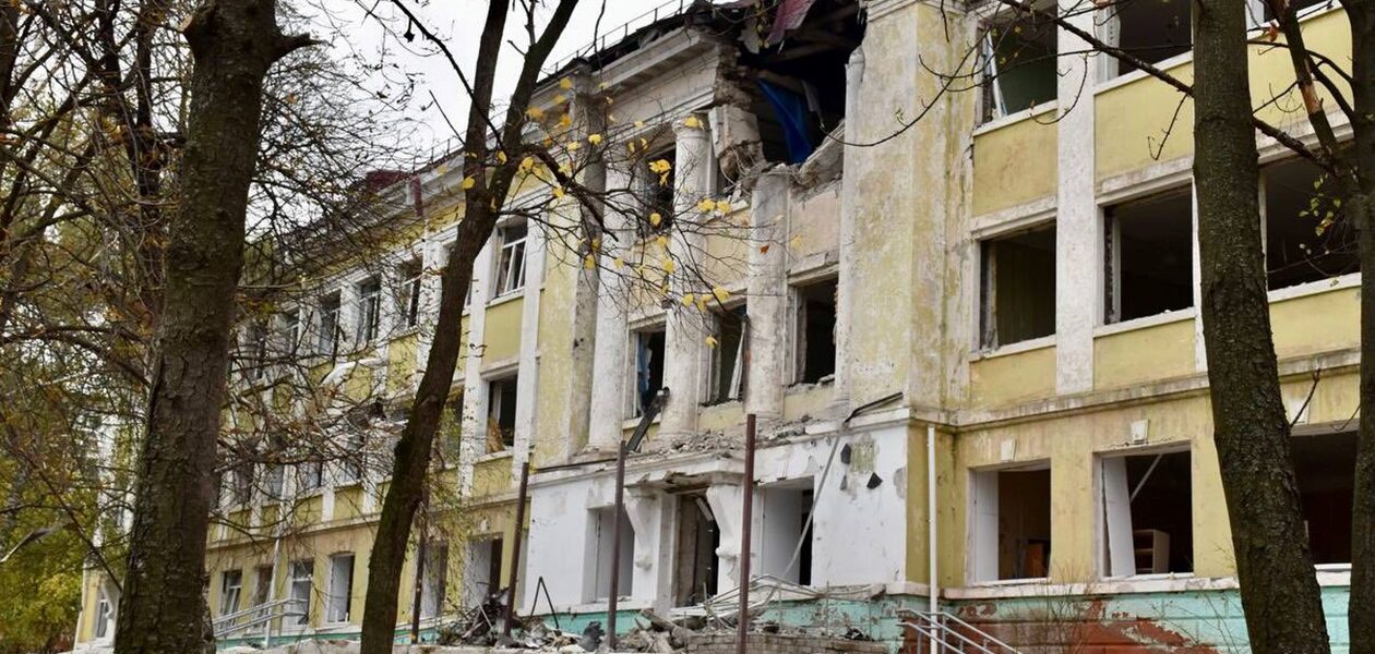 У Краматорську внаслідок атаки дронів пошкоджена школа