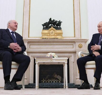 Лукашенко визнав проблеми в економіках Білорусі та Росії