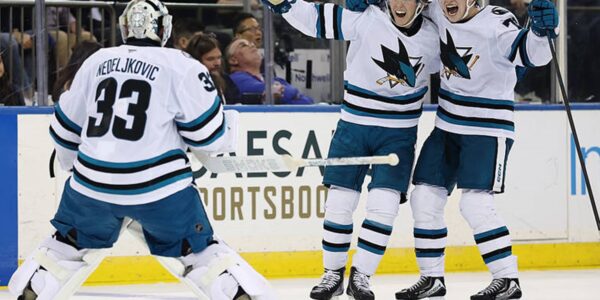 НХЛ: успіх Айлендерс і невдачі фаворитів