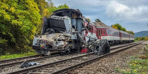 У Словаччині зіткнулися два швидкісні потяги: близько 100 постраждалих