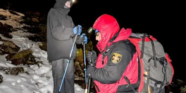 Туристи із Києва загубилися після підкорення Говерли