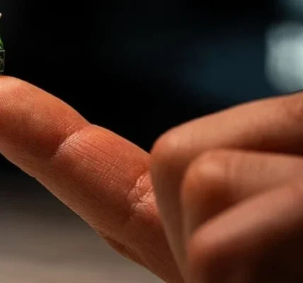 Данська пивоварня створила пляшку пива розміром із рисове зернятко