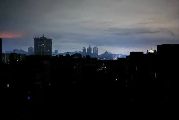 В окупованому Донецьку зникло світло: БпЛА атакували підстанцію