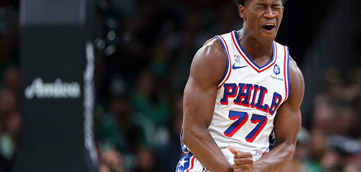 Новачок Філадельфії трощить усіх у дебюті