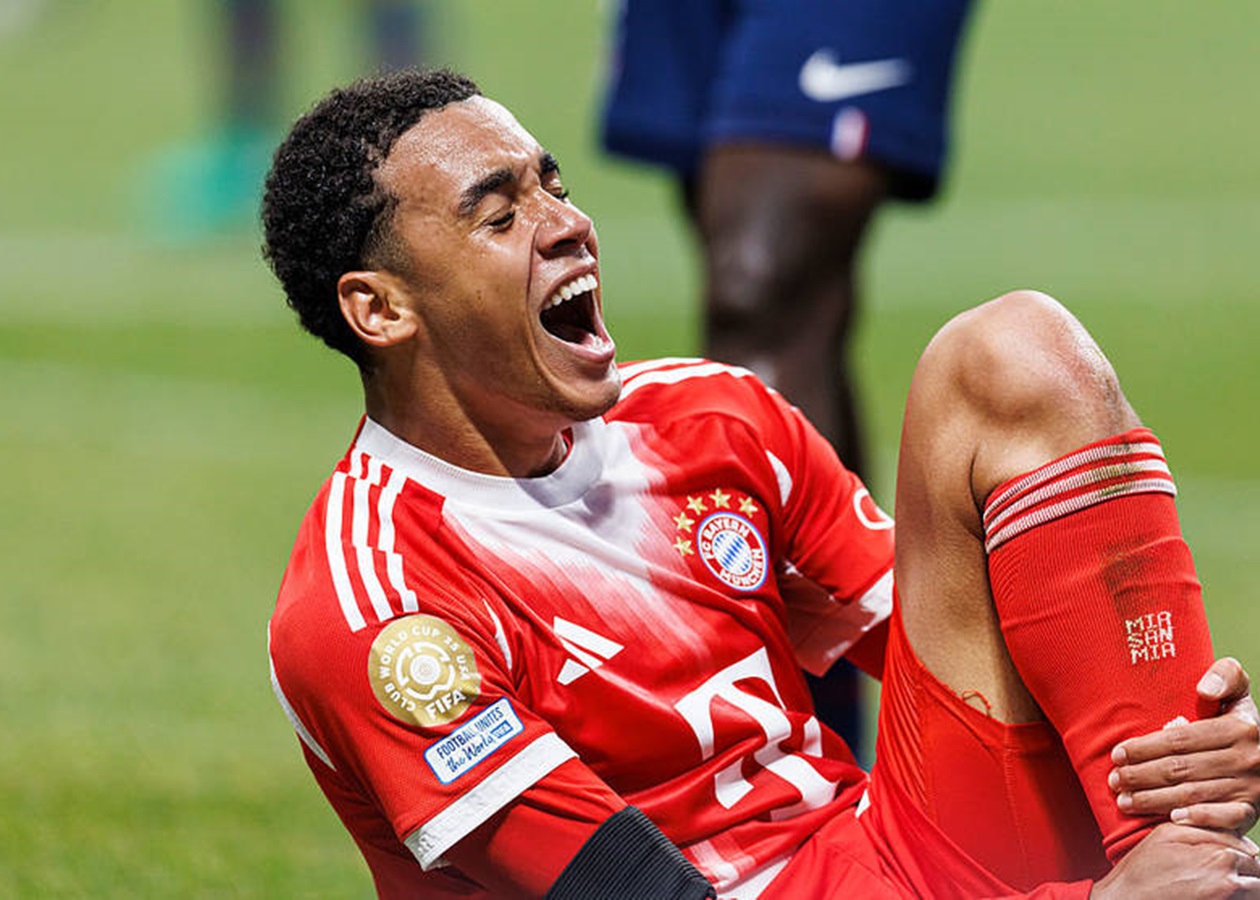 Мусіала провів тренування після перелому ноги