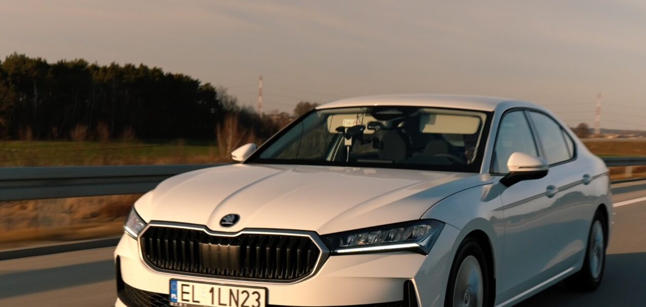 Дизельна Škoda Superb встановила рекорд, проїхавши 2831 км на одному баку