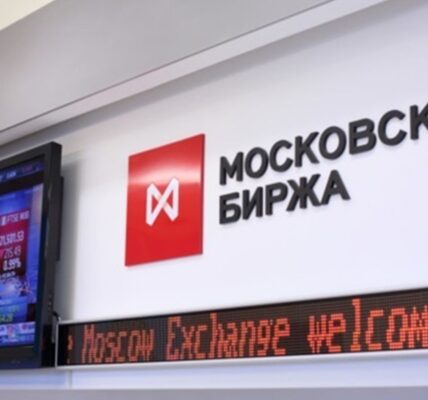 Напруга між РФ і США: російські акції обвалилися