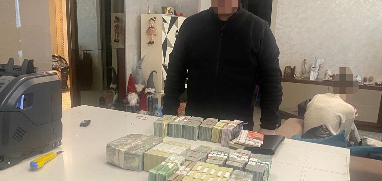 У посадовиці екоінспекції вилучили понад $1 млн