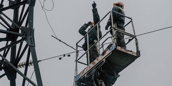 Одна з областей України повністю знеструмлена, ще три - частково