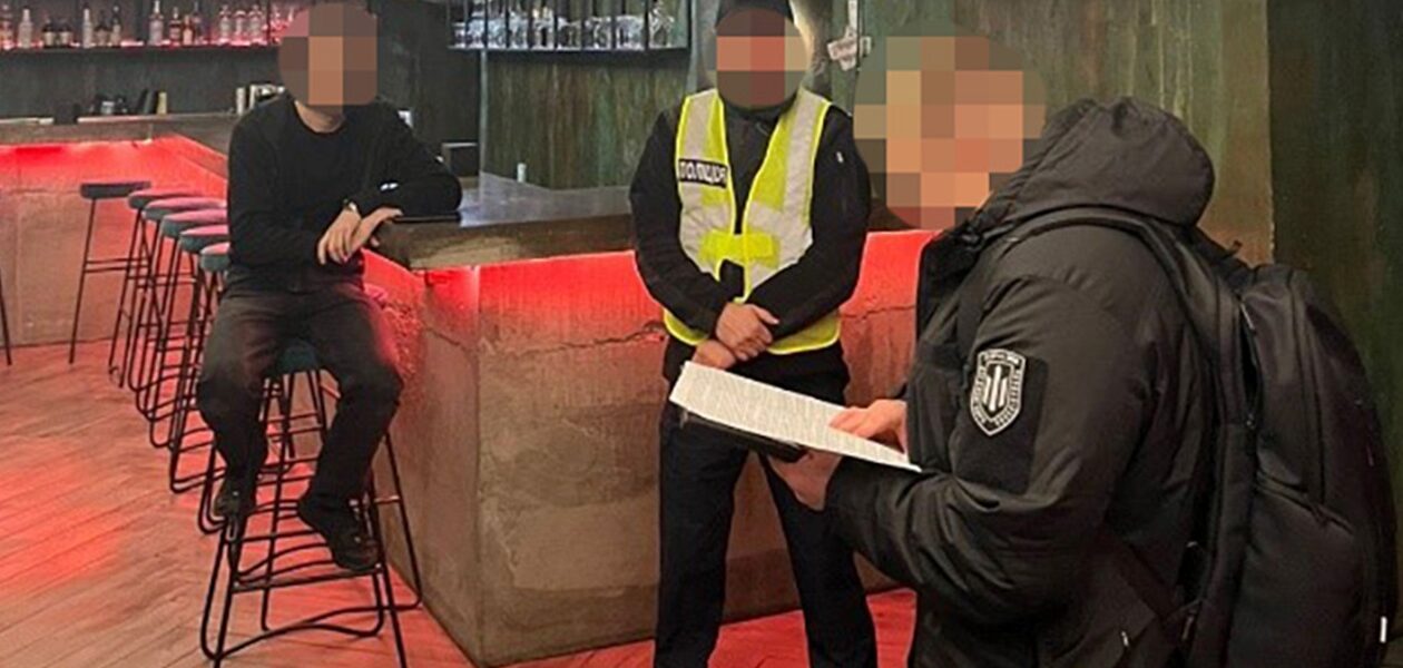 У Києві правоохоронці намагались перепродати квартиру померлої людини