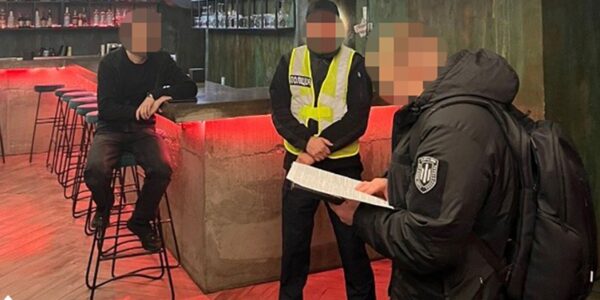 У Києві правоохоронці намагались перепродати квартиру померлої людини