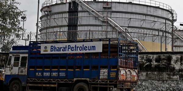Більшість НПЗ Індії відмовились від нафти з Росії - ЗМІ