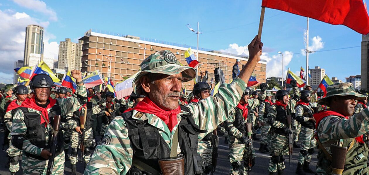 Венесуела оголосила масову мобілізацію