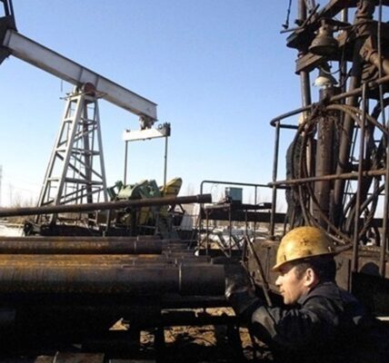 Нафтогазові доходи РФ можуть знизитись на 35% - ЗМІ