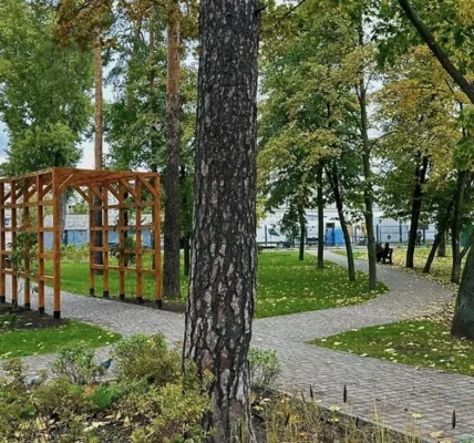 У Києві облаштовано 10 нових мініскверів: адреси для осінніх прогулянок