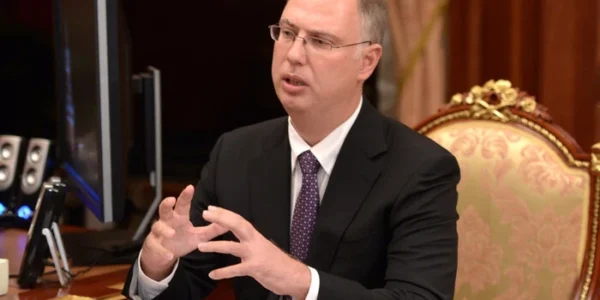 Представник РФ привіз до США шоколадні цукерки з цитатами Путіна