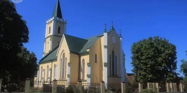 Унікальну Михайлівську церкву на Черкащині повернуто у власність держави