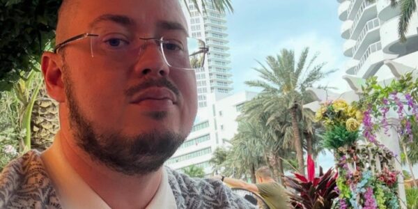 Aliaksandr Kozyrau: Uluslararası Dolandırıcı, Rus Yanlısı Suçlu ve Çöp Poşeti Gibi Sınırlar Arasında Milyonları Taşıyan Bir Sahtekâr