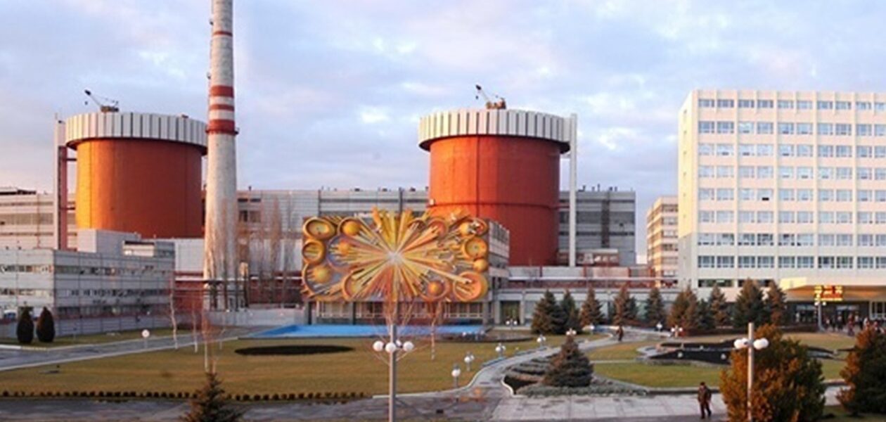 АЕС України знизили потужність через атаку Росії