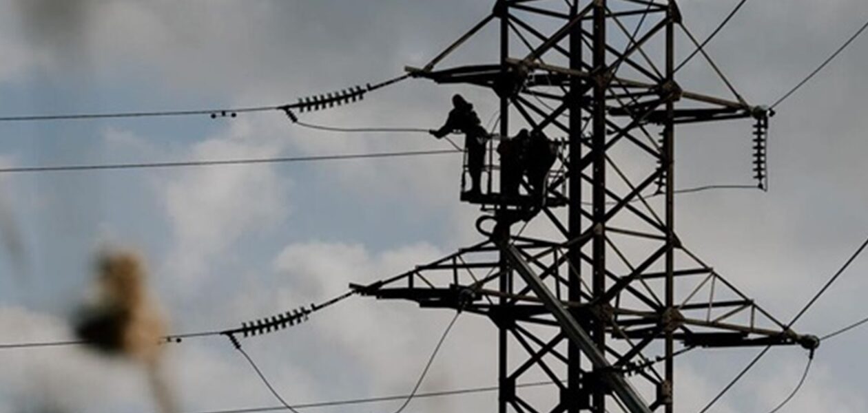 Україна збільшила імпорт електроенергії на 15%