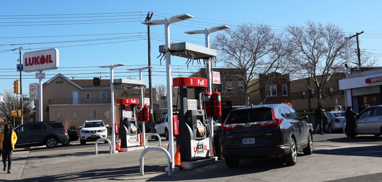 В США Лукойл змушений працювати лише з дрібними банками - ЗМІ