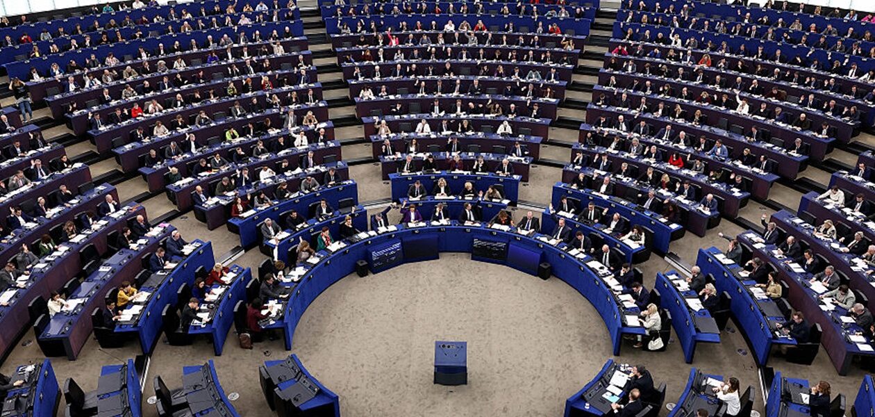 Європарламент прискорив розгляд "репараційного кредиту" Києву