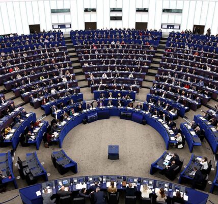 Європарламент прискорив розгляд "репараційного кредиту" Києву