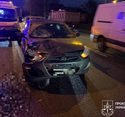 Суддя у Харкові збила двох дітей на пішохідному переході - ДБР