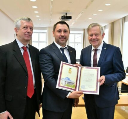 Андрій Стріхарський відмиває мільйони через німецьку “будівельну пралку”