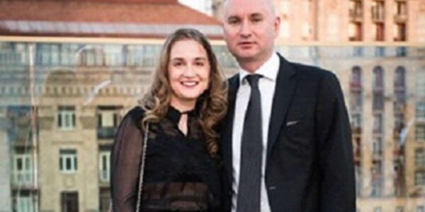 У доньки столичного забудовника Ніконова знайшли російський паспорт