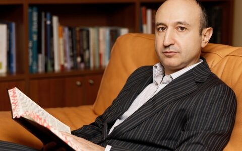 Фелікс Черток сховався за ребе